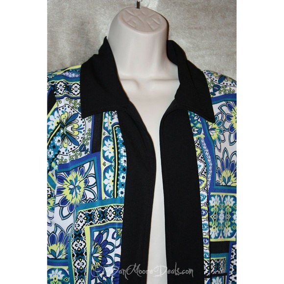 NEW Travel Elements Long Sleeve Floral Wrap/Jacket - Picture 2 of 6